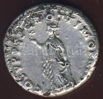 Traianus 98-117 Denar Ag 2,35g T:2/2- verési hibával!