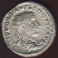 III.Gordianus 238-244 Antoninian Ag 4,77g T:2/3+