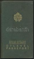 1940 A Magyar Királyság által kiállított fényképes útlevél / Hungarian passport
