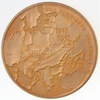 Fritz Mihály (1947-) 1991. "Pax Vobis - Béke veletek 1945-1956." aranyozott emlékérem (42,...