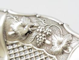 Ezüst (Ag.) áttört szélű tálka, jelzett, d:8 cm, nettó:27 g