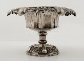 Antik ezüst (Ag.) talpas kínáló, jelzett (1836), mesterjeggyel (AH), m:13 cm, d:20 cm, nettó:390 g