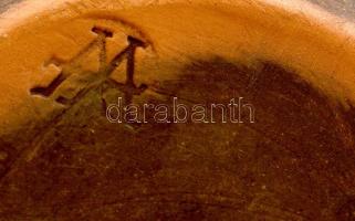 Ambrus Attila (1967-): Mázas kerámia tál, kézzel festett, jelzett,  hibátlan, d: 17 cm, m: 7 cm