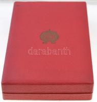 1951. "Közbiztonsági Érem" arany fokozata a rendőrség tagjai részére, Br kitüntetés mellsz...