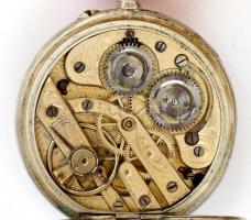 Vésett ezüst tokos zsebóra, festett számlappal, jól jár, szép állapotban, másodpercmutató törött. / ...