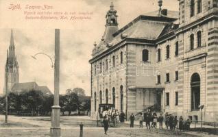 Igló, Iglau, Spisská Nová Ves; Vigadó szálloda része, Katolikus templom, utcakép, lovashintó. Feitzinger Ede N. 934. L. / Redout hotel, church, cart