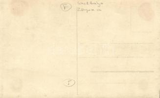 Libetbánya, Lubietová; Vasútállomás, váróterem, hajtányon ülő hölgy / railway station, woman on hand...