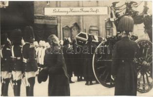 Leichenzug Kaiser Franz Josef I. - 7 db régi képeslap / the funeral of Franz Joseph - 7 pre-1945 postcards