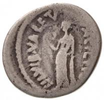 Római Birodalom / Róma / Manius Acilius Glabrio Kr. e. 49. Denár Ag (3,76g) T:3 / 
Roman Empire / R...