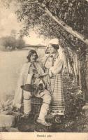 Román pár, erdélyi népviselet, Adler fényirda kiadása / Romanian couple, folklore from Transylvania (kis szakadás / small tear)
