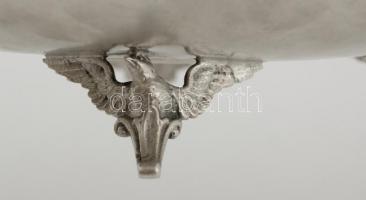 Ezüst (Ag.) Minerva és oroszlán fejes kínáló, jelzett, mesterjeggyel (JL), préselt, vésett,  33×20 c...