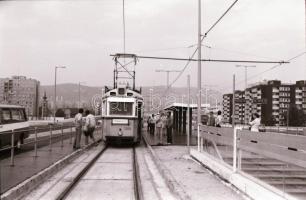 1984 Budapest, az 1-es villamos próbajáraton, 38 db 24x36 mm-es vintage negatív felvétel