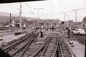 1984 Budapest, az 1-es villamos próbajáraton, 38 db 24x36 mm-es vintage negatív felvétel