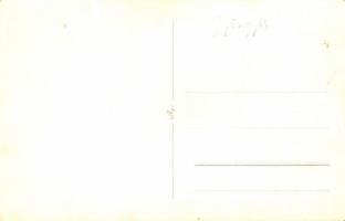 Gyöngyös, Kötéltáncos a Fő tér felett a Hungária szállónál, photo