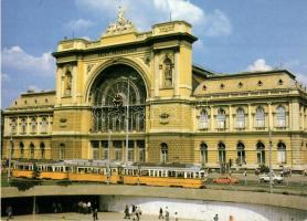 10 db MODERN főként megíratlan magyar villamosos motívumlap, Budapest, Szeged, Debrecen / 10 MODERN ...