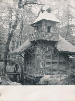 cca 1965 Erdei vízimalom, vintage fotó Vincze János (1922-1998) hagyatékából, 20x18 cm