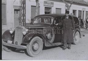 cca 1940 Régi autók, 4 db vintage negatívról készült mai nagyítások, 18x25 cm