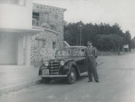 cca 1940 Régi autók, 4 db vintage negatívról készült mai nagyítások, 18x25 cm