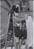1945 Budapest, háborús bűnösök nyilvános akasztása, Rózsa György fotóriporter hagyatékában őrzött 2 ...