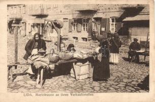 Lida, Marktfrauen an ihren Verkaufsstellen. Verlag von K. Kagan / market with vendor women