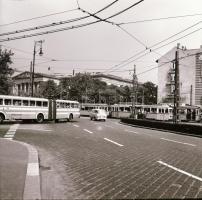 1966 Budapest, Kálvin téri közlekedés (villamos, trolibusz, autók), Kotnyek Antal (1921-1990) fotóri...