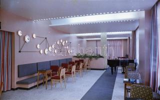 1962 Budapest, Rege cukrászda, 5 db szabadon felhasználható vintage negatív, 6x9 cm