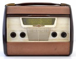 1956 Orion BR 701 rádió + teleppótló adapter repedéssel, (működését nem próbáltuk), 30×20 cm, h:27 c...