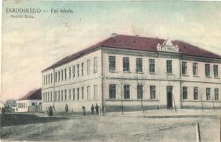 Tardoskedd, Tvrdosovce; Fiúiskola, fogyasztási szövetkezet kiadása / boys school