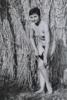 cca 1977 Nádaratók a Velencei-tó partján, szolidan erotikus fotók, 3 db korabeli negatívról készült ...