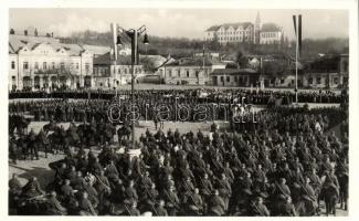 1938 Léva, Levice; bevonulás a Fő téren / entry of the Hungarian troops, 1938 Léva visszatért So. Stpl.