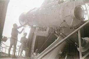 cca 1949 Budapest, csillagvizsgáló építése, Kotnyek Antal (1921-1990) fotóriportja, 17 db vintage ne...