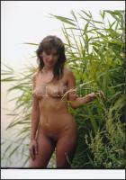 cca 1987 Természetes szépségek, szolidan erotikus fényképek, 3 db vintage negatívról készült mai nag...