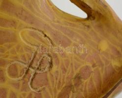 Gorka Lívia (1925-2011): Fekete-sárga csíkos fali kaspó, festett, mázas kerámia, jelzett, hibátlan, ...