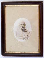 cca 1900 Ferenc József császár eredeti fotója, dombornyomott paszpartuban, melyen az osztrák császár...