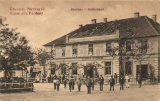 Párdány, Meda; utcakép kávéházzal és étteremmel / street view with cafe and restaurant (kissé ázott sarkakkal / with slightly wet corners)