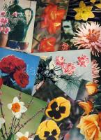 30db Virágokat ábrázoló postatiszta képeslap