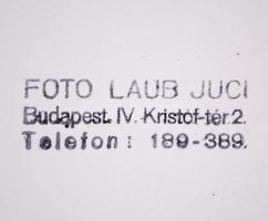 Laub Juci (?-?): Rex motorolaj, reklámfotó, hátulján pecséttel jelzett, 24,5×18,5 cm