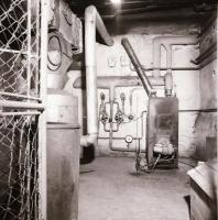 1982 Budapest, OTTHON mozi külső-belső felvételei, 8 db szabadon felhasználható vintage negatív, 6x6...