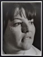 cca 1960-1970 Változatos témájú fénykép nagyítások, 99 db vintage fotó jelzés nélkül, életképek, táj...