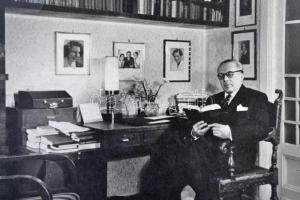 cca 1945-1970 Tiszavölgyi József (1909-?) hagyatékából 1.000 db különféle témájú és műfajú vintage f...