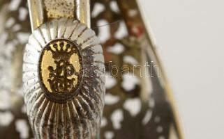 1899 Katonai szolgálat kezdetére készített, díszes vésésekkel ellátott tiszti kard. A pengében grafi...