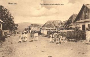 Munkács, Mukacheve; Bereg megyei ruthén falu részlet / Ruthen village  (EK)