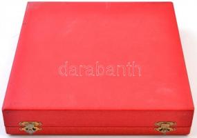 DN "Budafok-Háros" Br pajzs alakú plakett, eredeti dísztokban, mellette kis Br táblával, r...