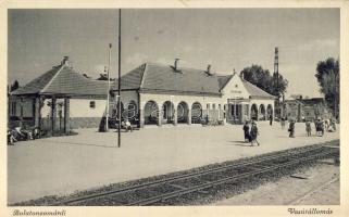 Balatonzamársi vasútállomás