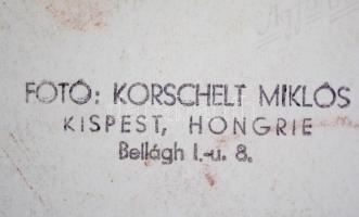 cca 1940 Lány erdőben, a padon, Korschelt Miklós (1900-1982) fotója, a hátoldalán pecséttel jelzett,...