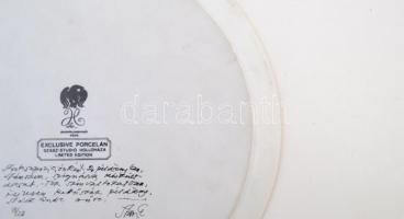 Szász Endre (1926-2003): Hollóházi porcelán falitányér. limitált példányszámú, sorszámozott 19/20. a...