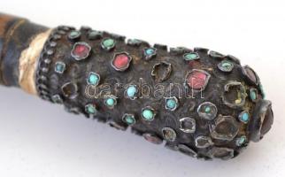 Sétapálca, kő berakással díszített fejjel, hiányos, h: 87 cm