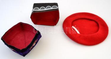 2 db üzbég fejfedő + 1 db baszk sapka