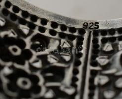 Ezüst(Ag) virágmintás áttört szalvétagyűrű, jelzett, d: 4,5 cm, h: 4 cm, nettó: 36,4 g