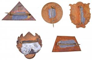 5db-os vegyes magyar turista és természetjáró jelvény nagyrészt az 1950-1960-as évekből, közte &quot...